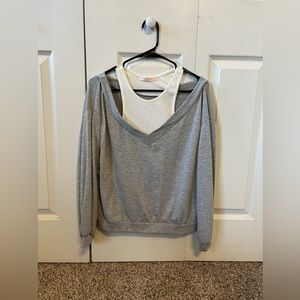 Blue Blush - V-Neck sweater, layered white tank top